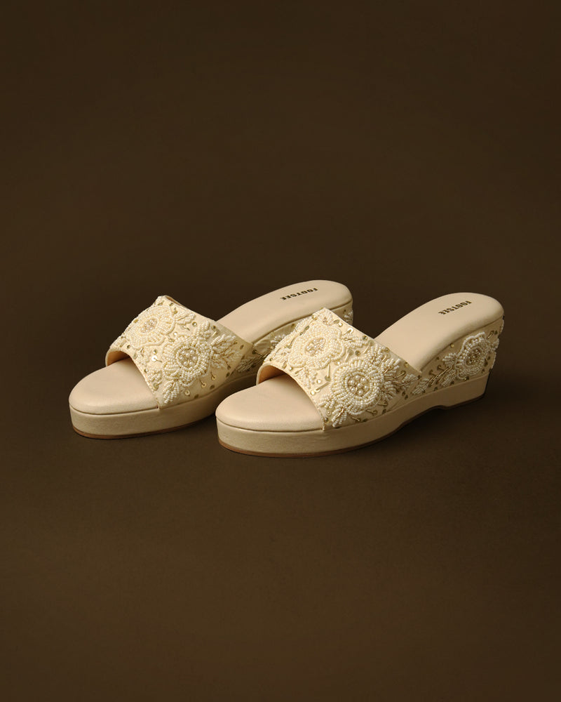 Bloom – Ivory Gold
