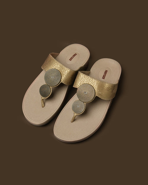 Medallion - Antique Gold