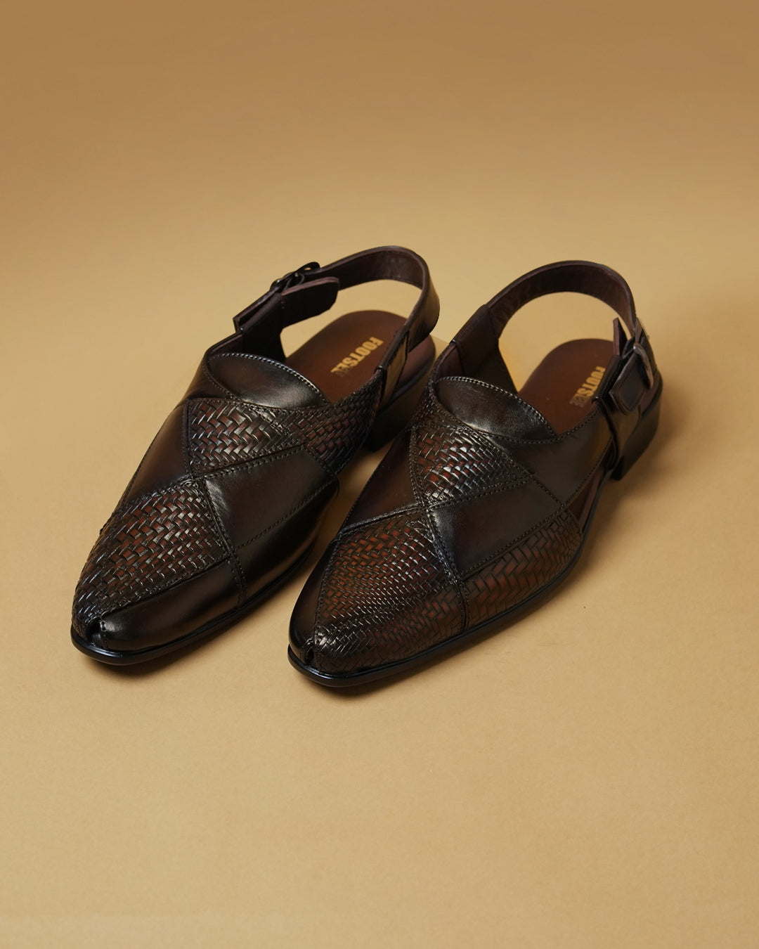 Hunar – Dark Brown