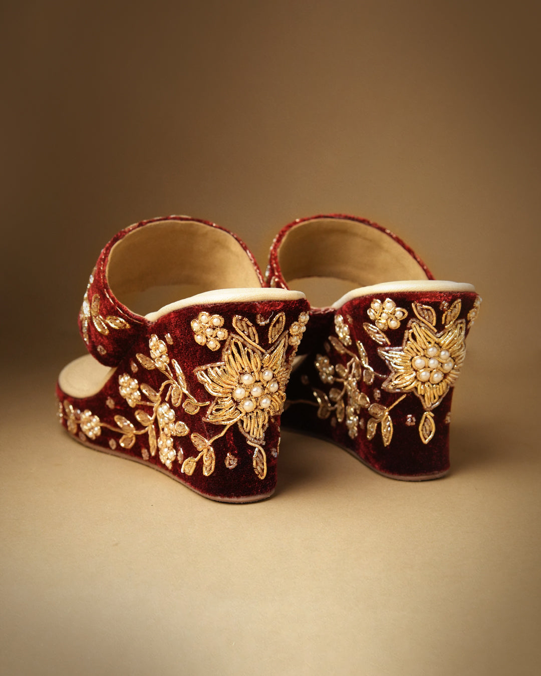 Gulnaar – Deep Maroon