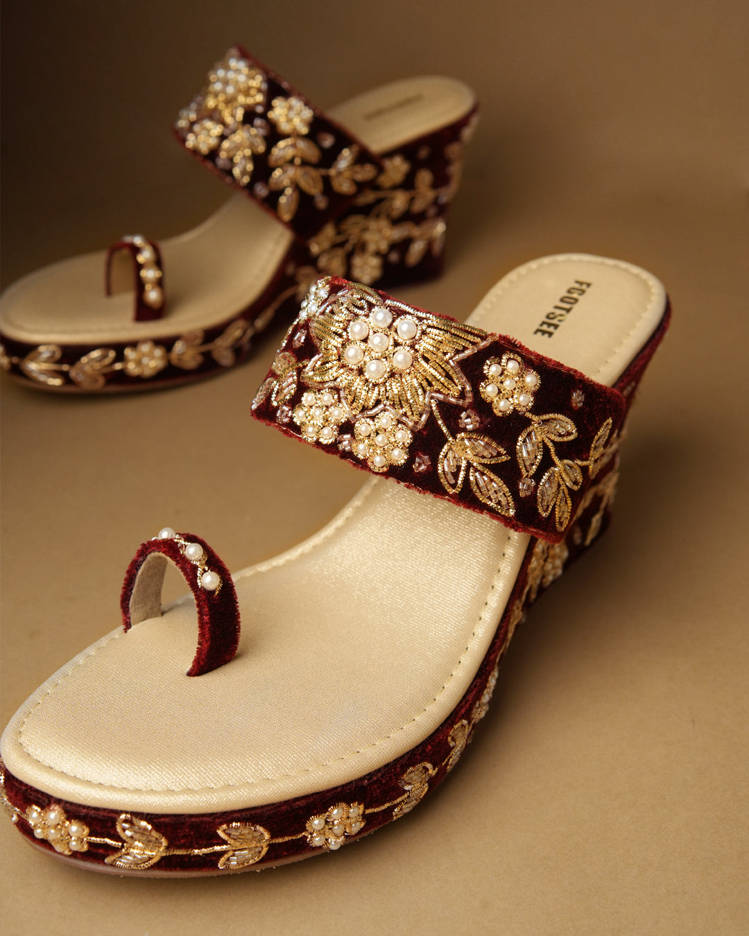 Gulnaar – Deep Maroon