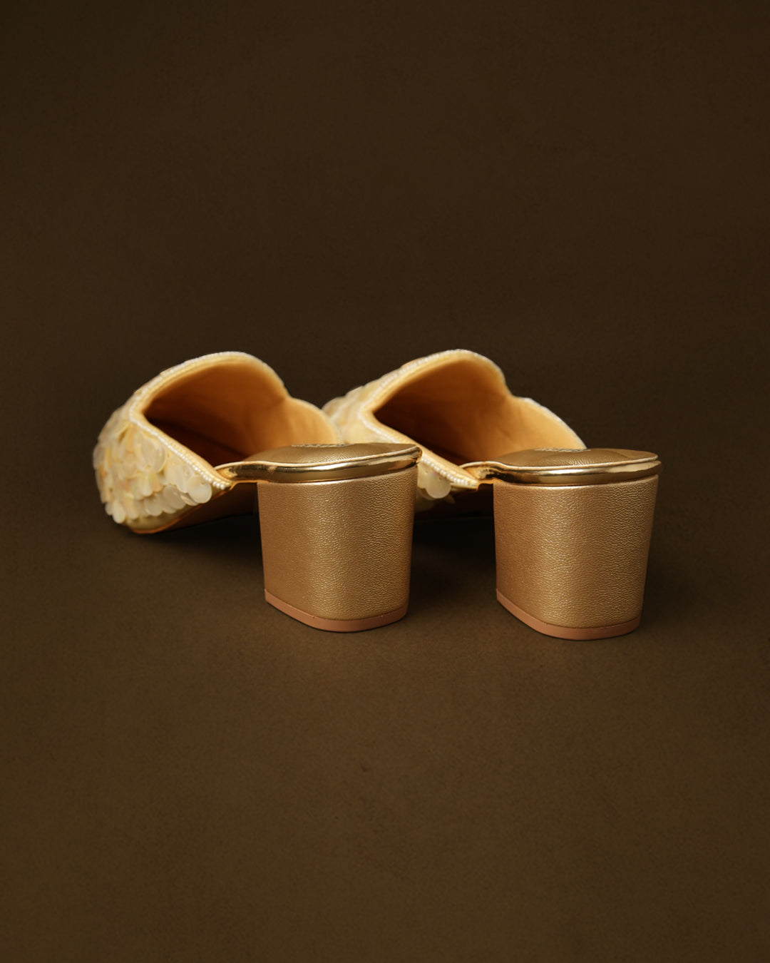 Stardust – Ivory Gold