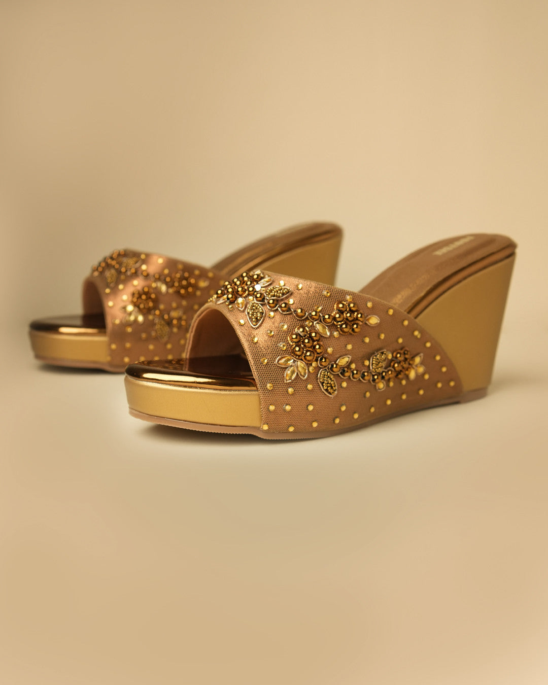 Zareen Antique Gold Wedge Slide view 3