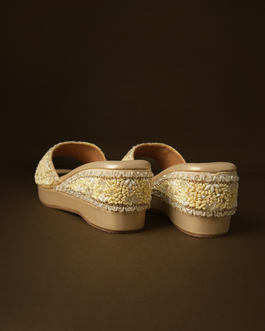 Sunehri Champagne Gold Wedge Slide view 4