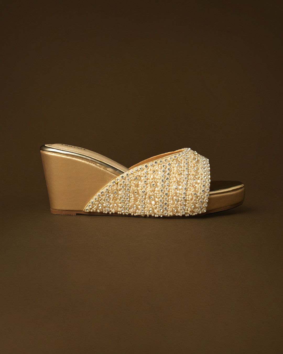 Goldrush Gold Wedge Slide view 5
