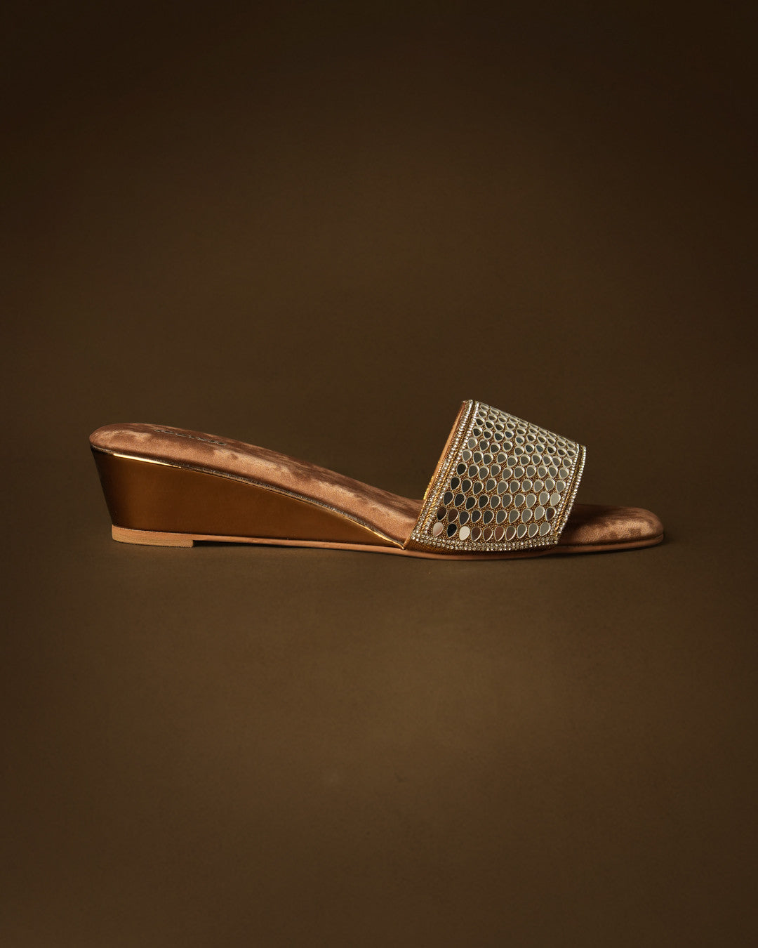 Sheesha Antique Gold Wedge Slide