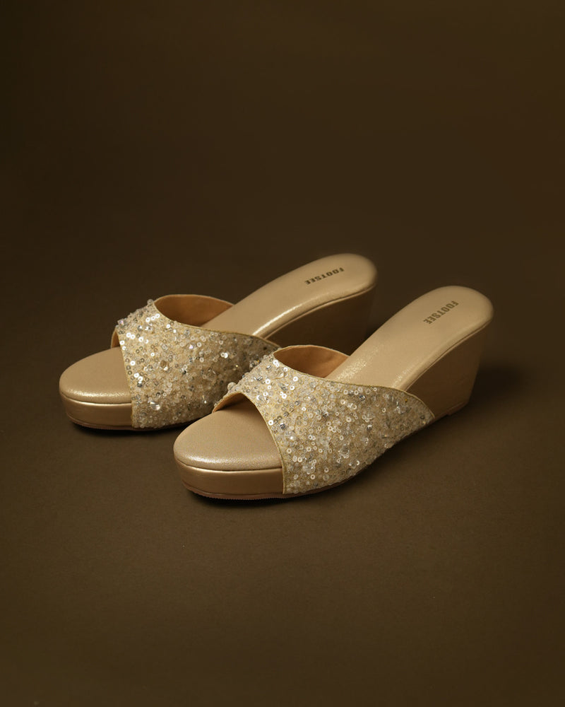 Jashn Champagne Gold Wedge Slide