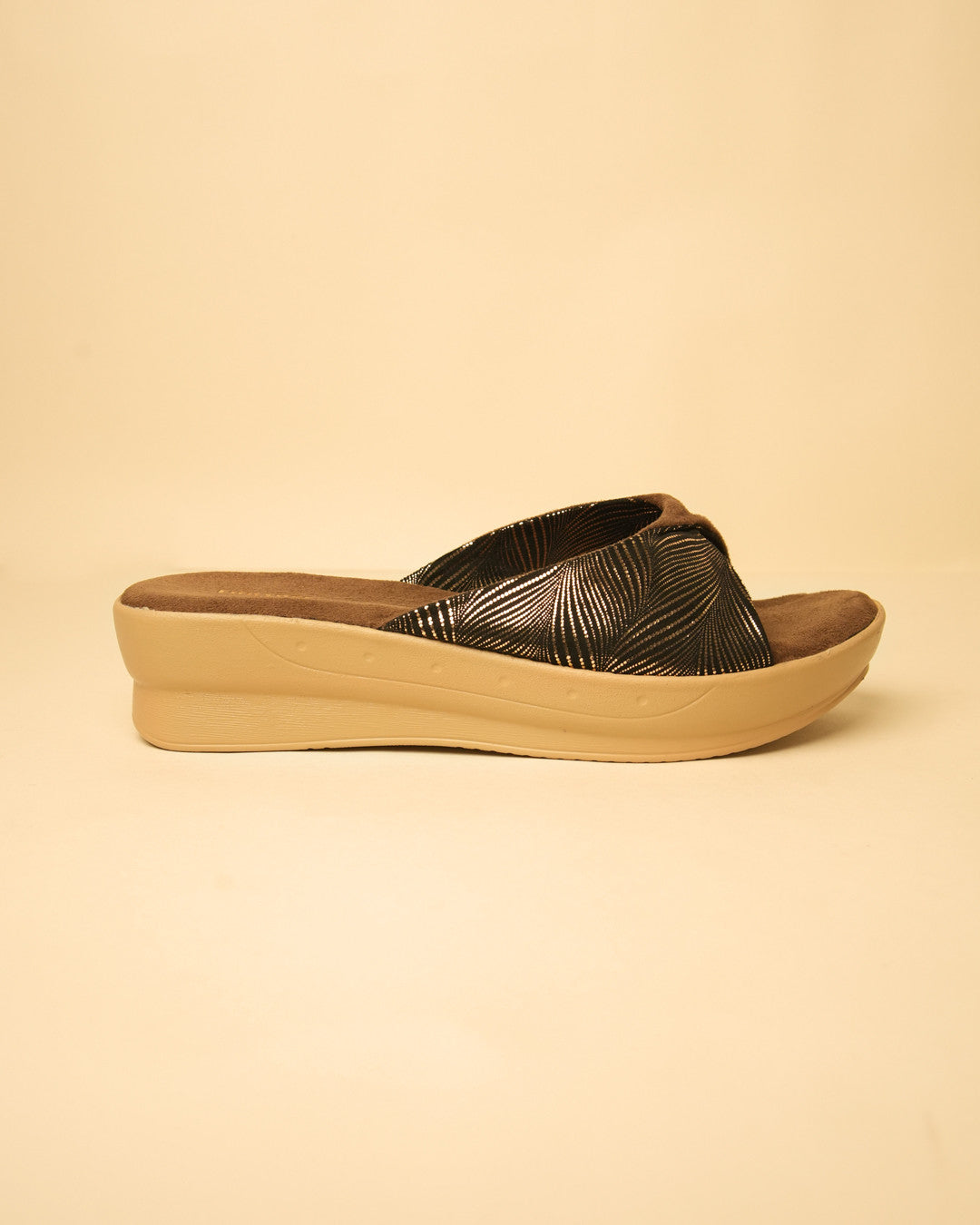 Flair Brown Gold Crossover Platform Slide view 6