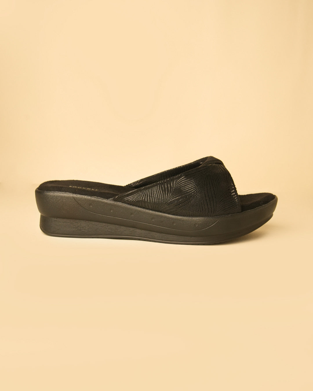 Flair Black Crossover Platform Slide view 6