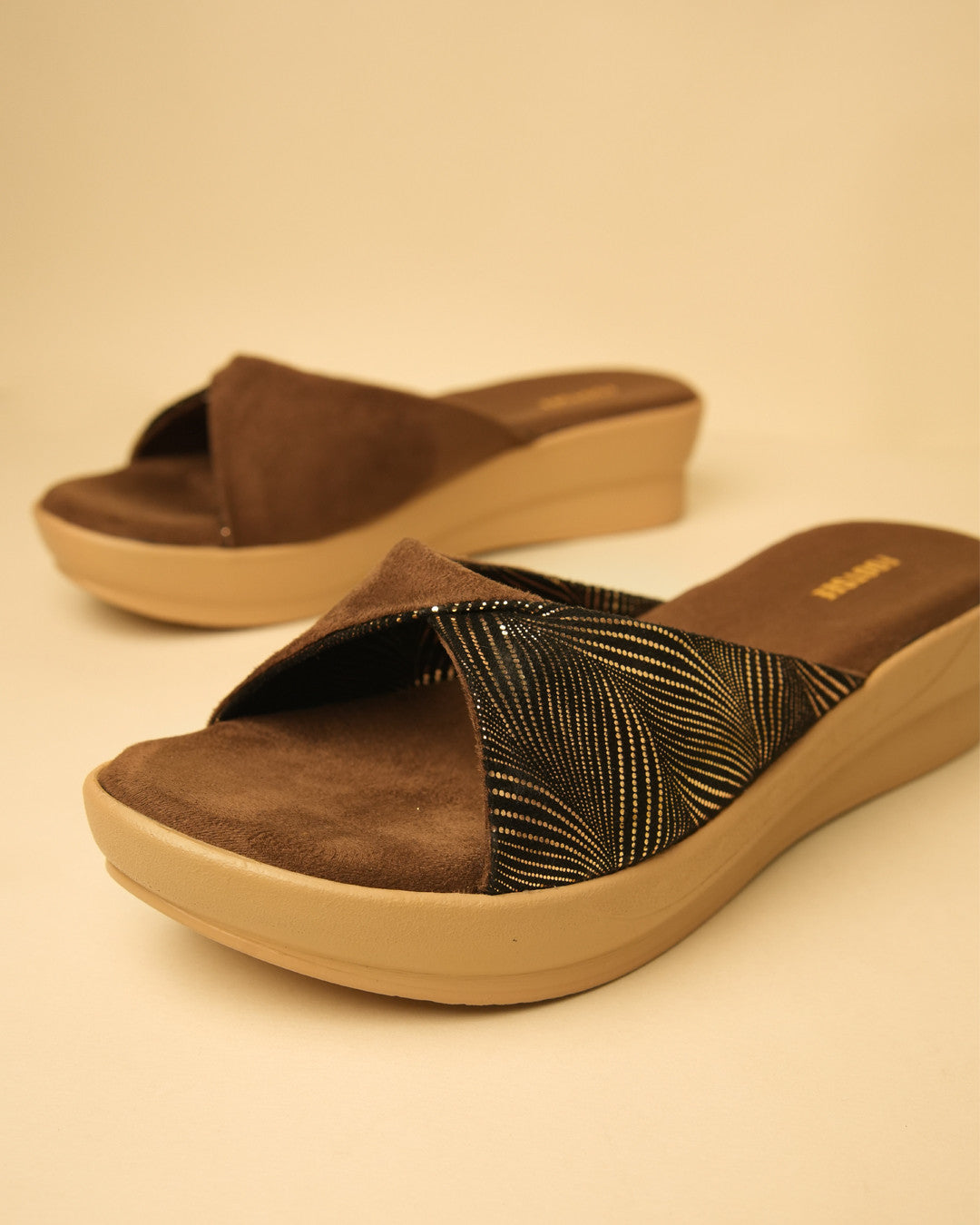 Flair Brown Gold Crossover Platform Slide view 4