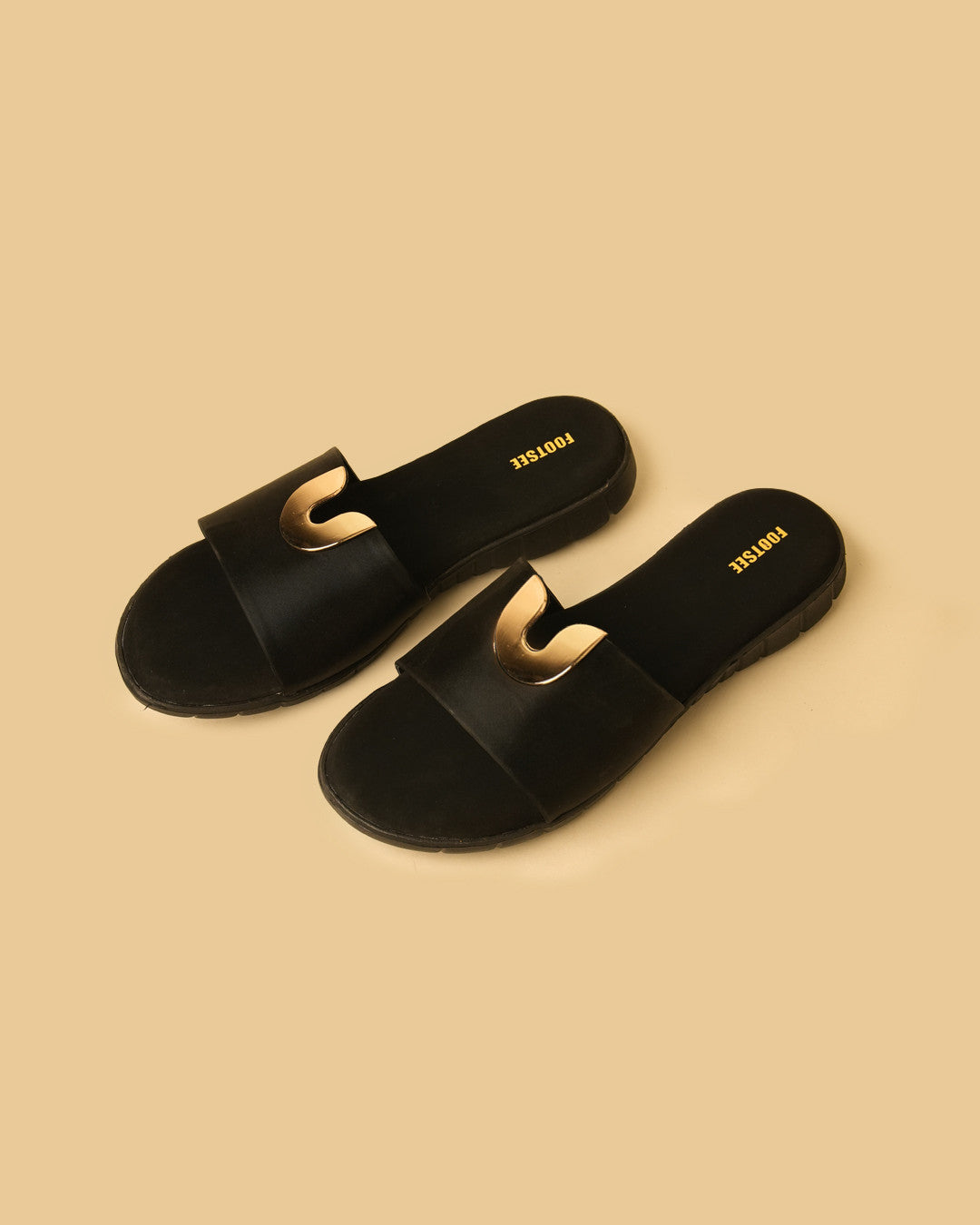 Arc Black Flat Slides view 3
