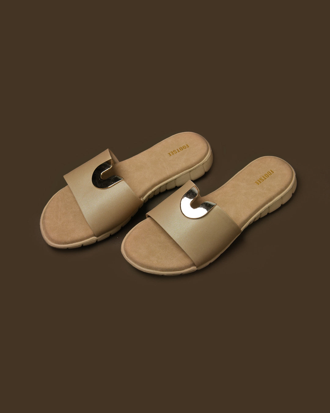 Arc Olive Beige Metal-Detail Flat Slide view 2