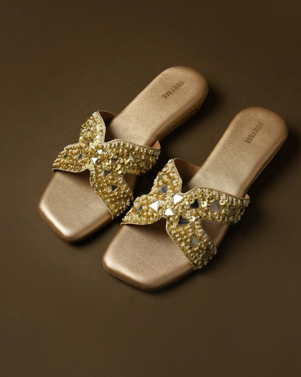 Sitara Gold Crossover Slide