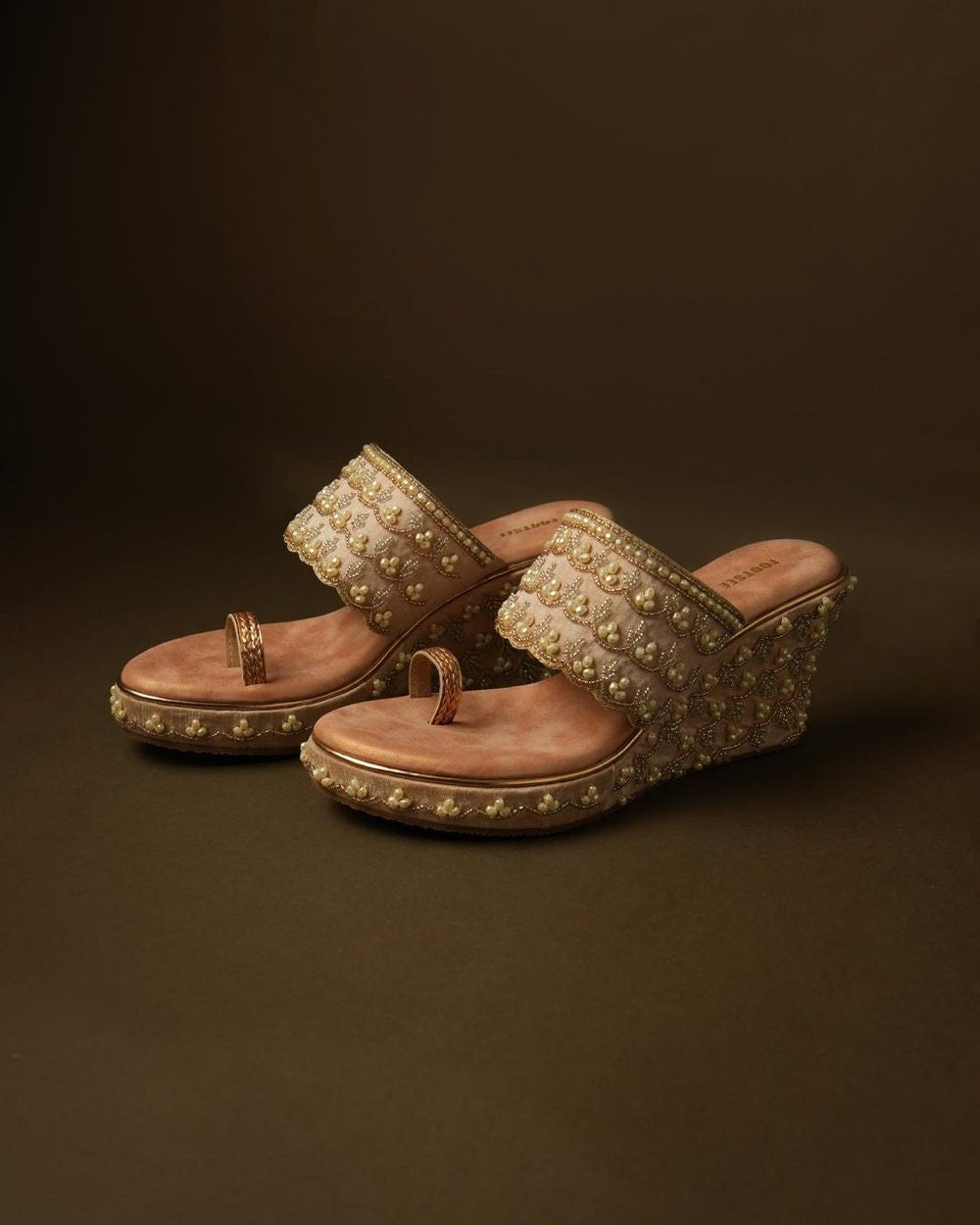 Inayat Dusty Rose Toe-Ring Wedge